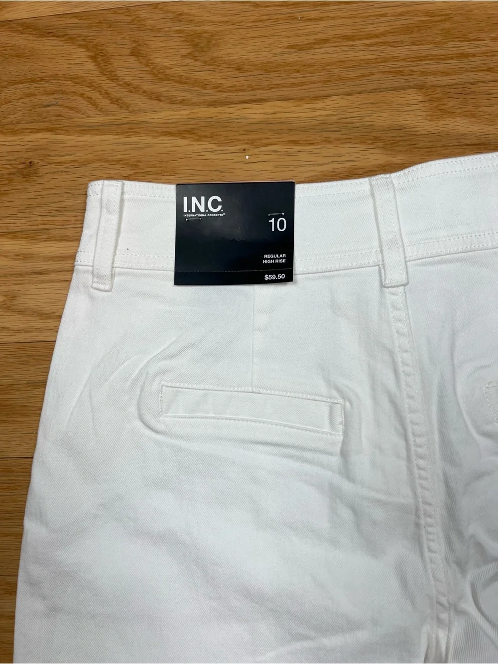 NWT INC International Concepts Bright White High-Rise Trouser Shorts